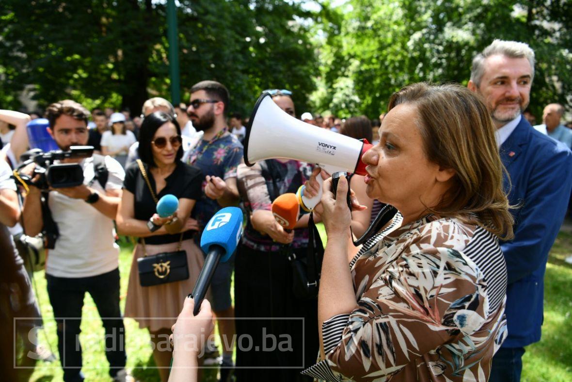 Foto: A.K./Radiosarajevo.ba/Protesti studenata ispred Vlade KS